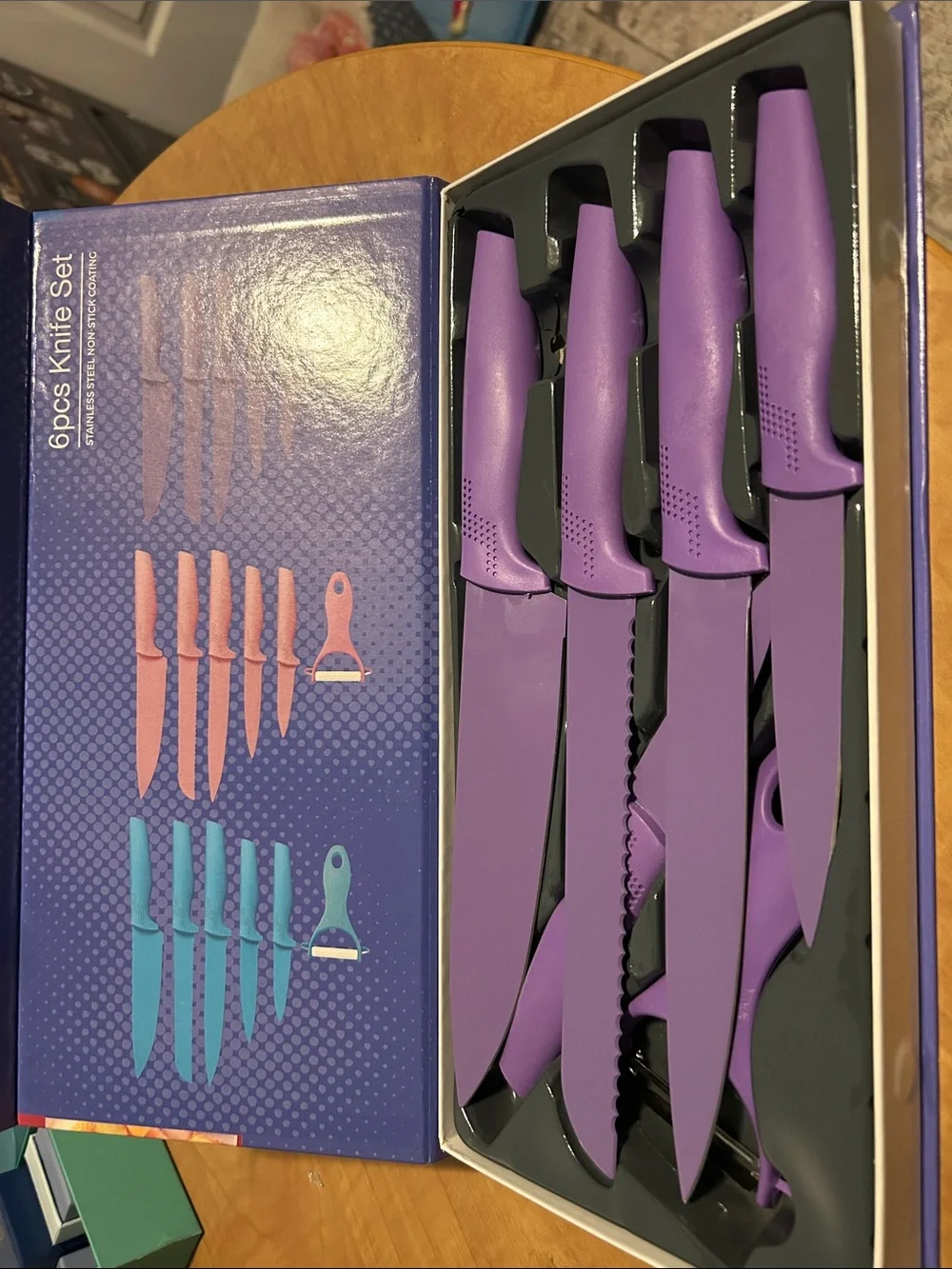 6-Piece Knife Set with Peeler - Blue New in box.